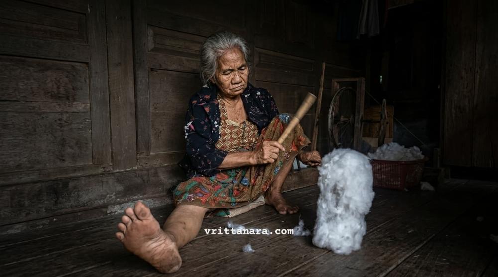 KAMPUNG TENUN TROSO - Menjadi Ruang Wisata Edukasi Wastra Nusantara