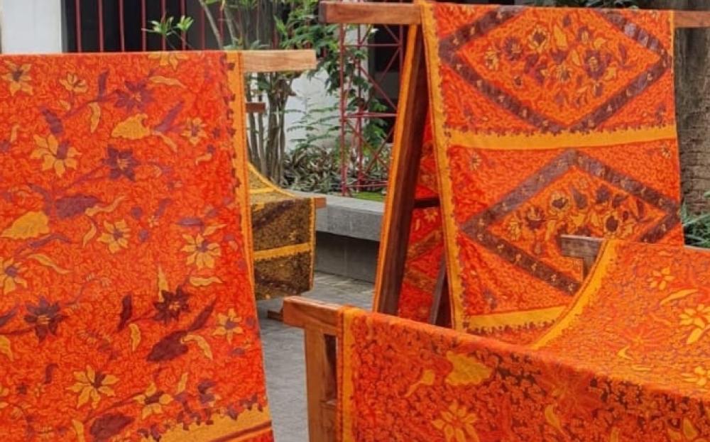 MENELUSURI JEJAK AWAL BATIK NUSANTARA